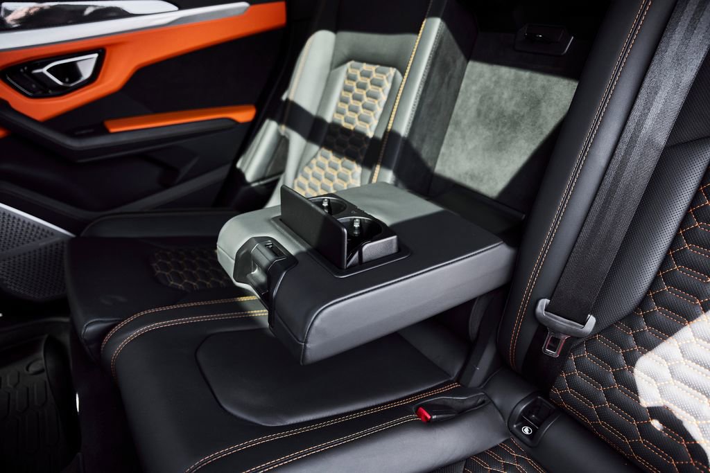 Used 2022 Lamborghini Urus AWD/4WD image 51