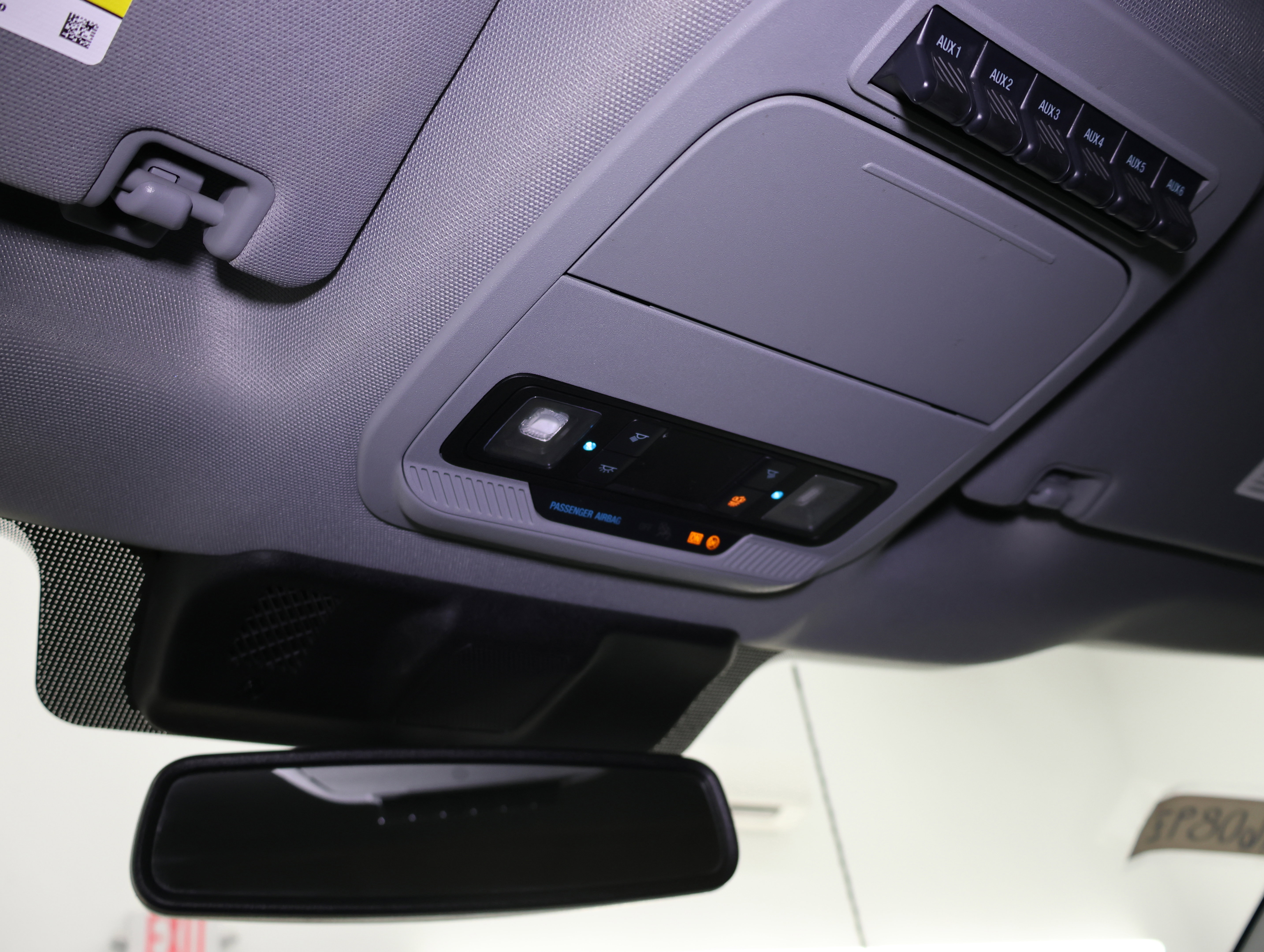 Used 2023 Ford F250 XLT w/ FX4 Off-Road Package image 12