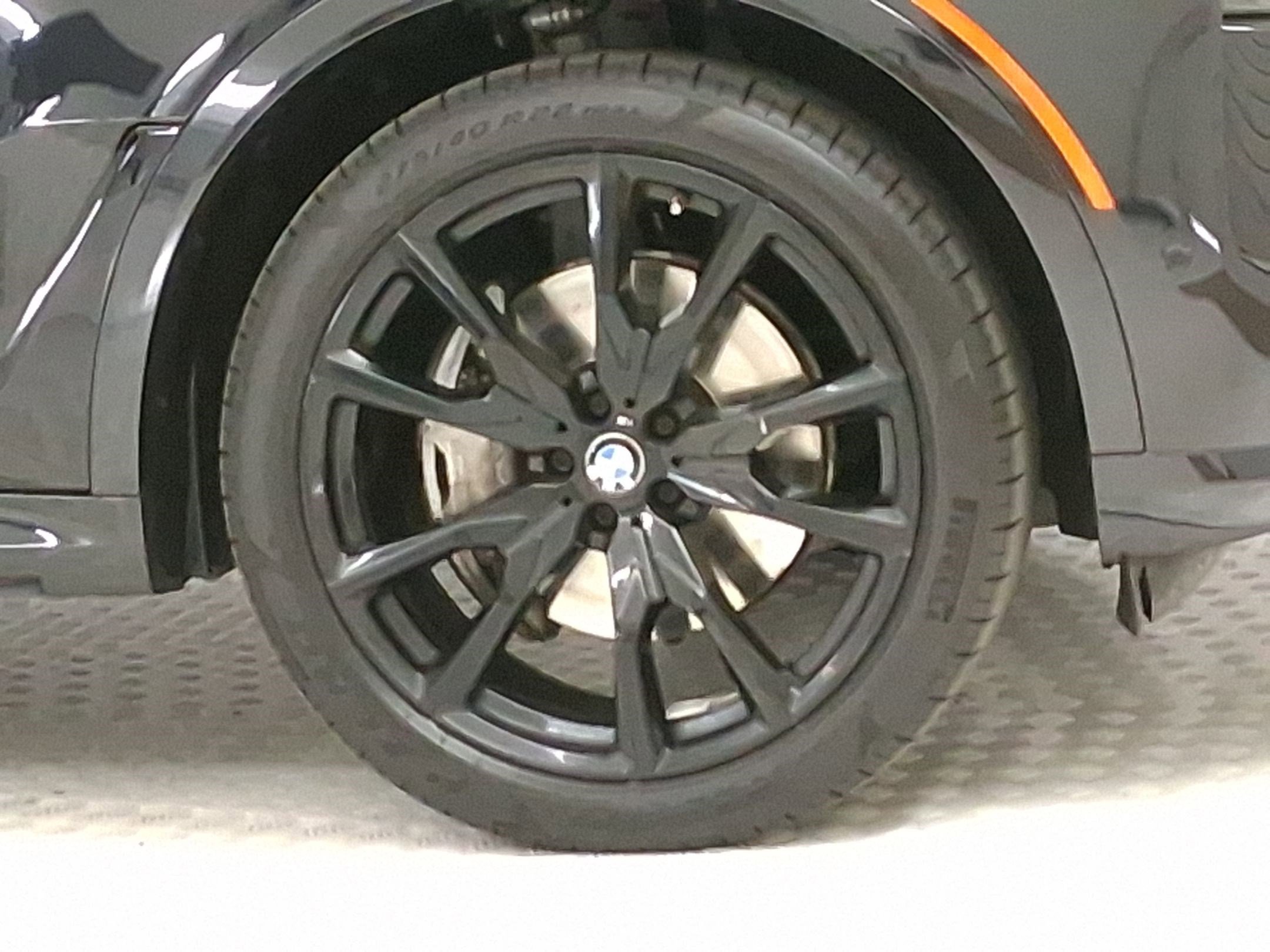 Used 2023 BMW X7 xDrive40i w/ M Sport Package image 10