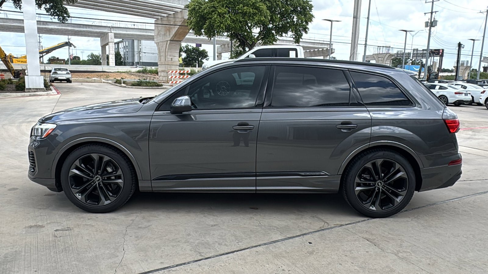 New 2026 Audi Q7 3.0T Premium Plus AWD/4WD image 4