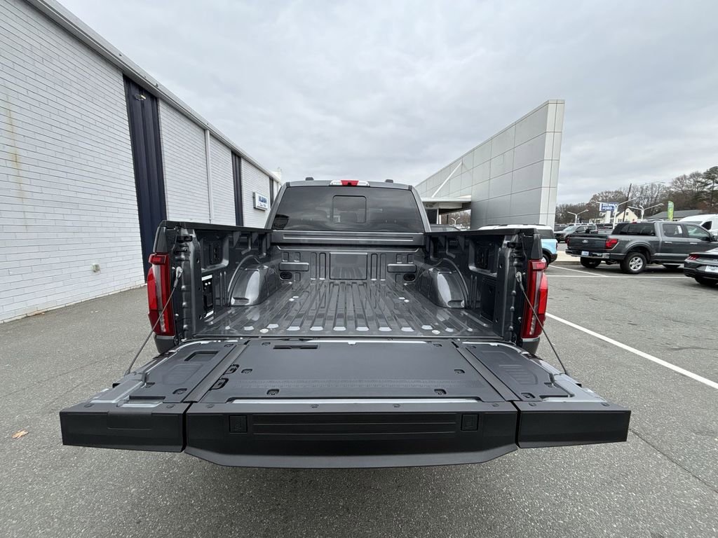 New 2025 Ford F150 Platinum w/ Equipment Group 702A High AWD/4WD image 22