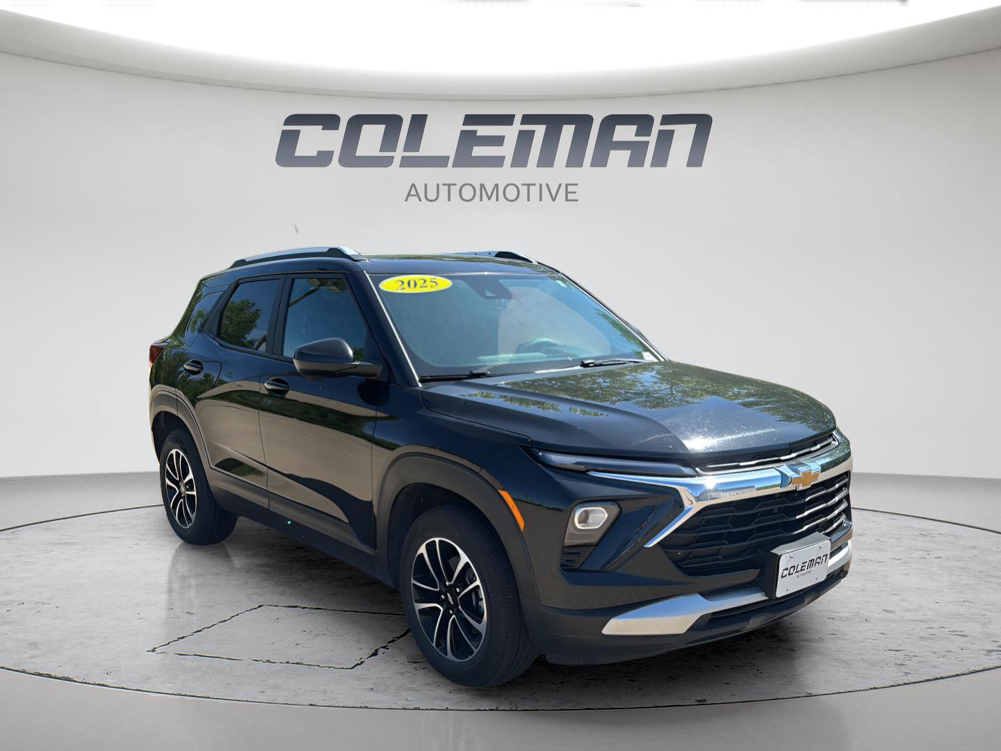 Used 2025 Chevrolet TrailBlazer LT AWD/4WD image 10