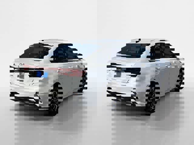 Used 2024 Kia Forte LXS w/ LXS Technology Package image 5