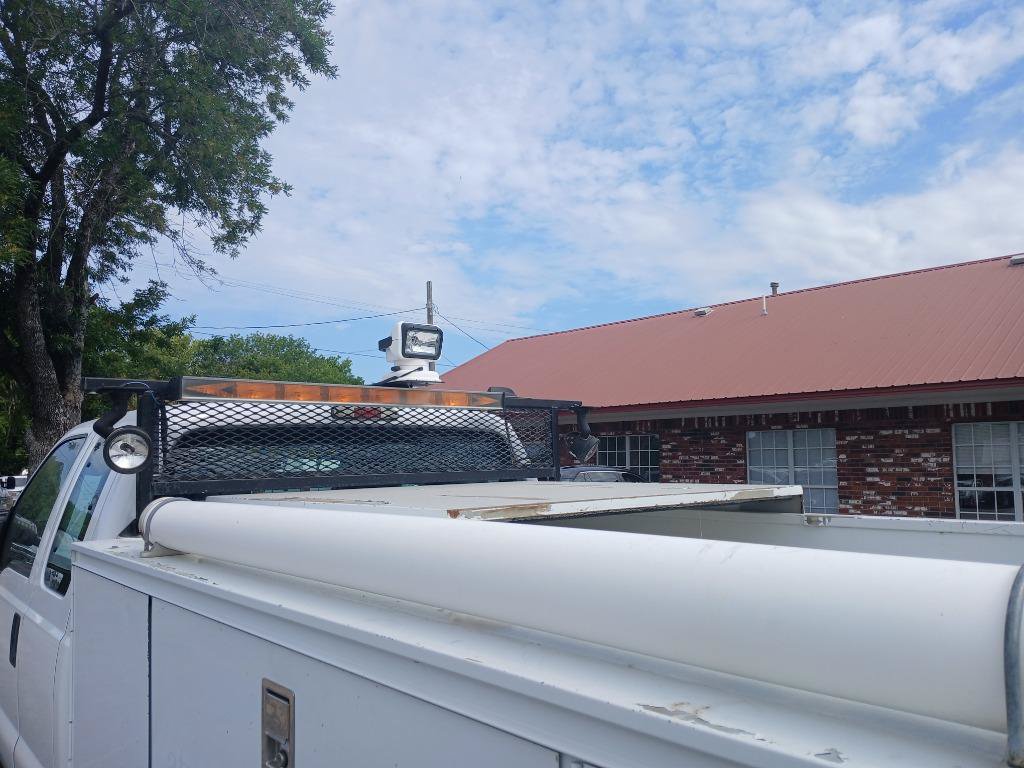 Used 2011 Ford F250 XL AWD/4WD image 14