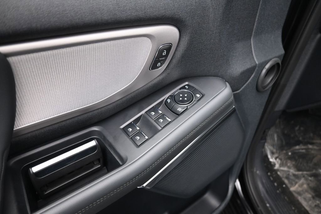 New 2026 Ford Expedition Active AWD/4WD image 15