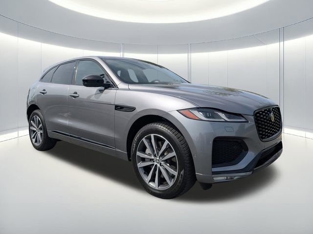 Used 2026 Jaguar F-PACE R-Dynamic S image 9