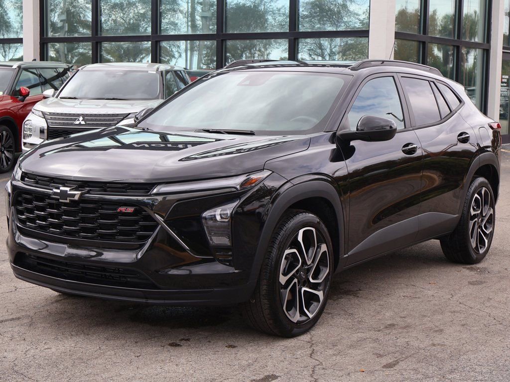 Used 2024 Chevrolet Trax RS w/ Sunroof Package image 10