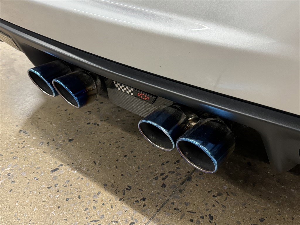 Used 2011 Chevrolet Corvette Grand Sport w/ Preferred Equipment Group image 14