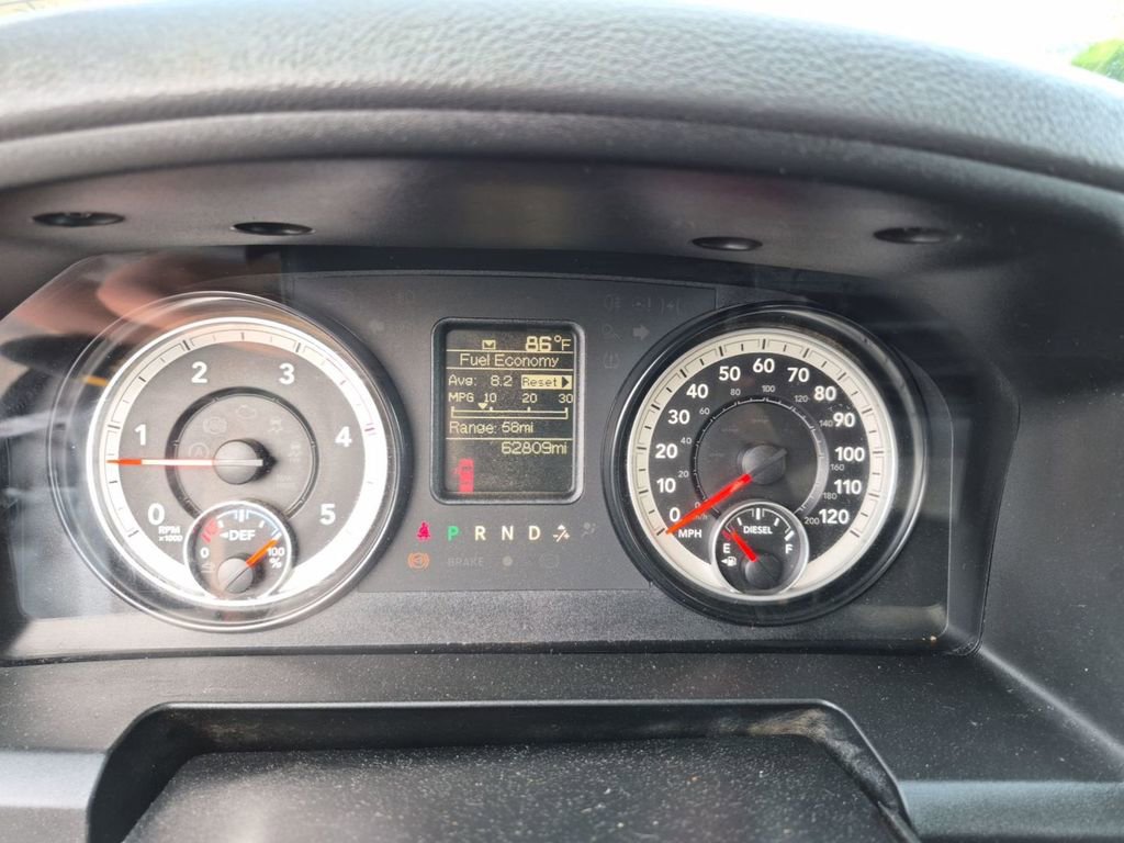 Used 2015 RAM 5500 Tradesman w/ Ambulance Prep Group RWD image 9