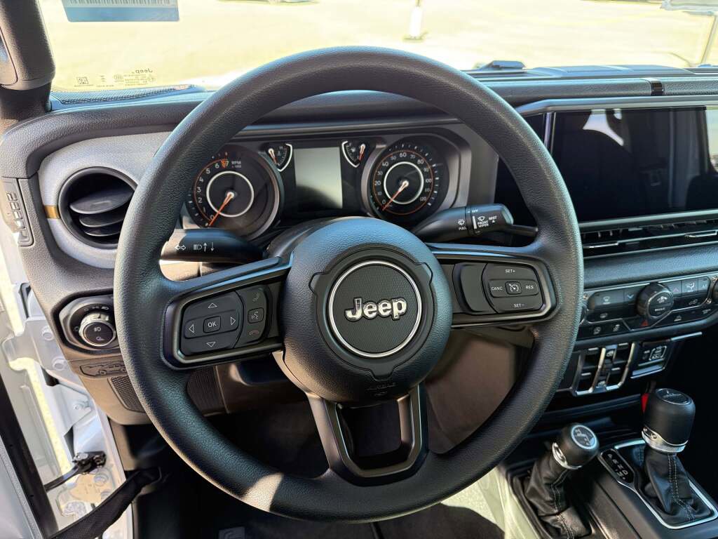 New 2026 Jeep Gladiator Sport image 24