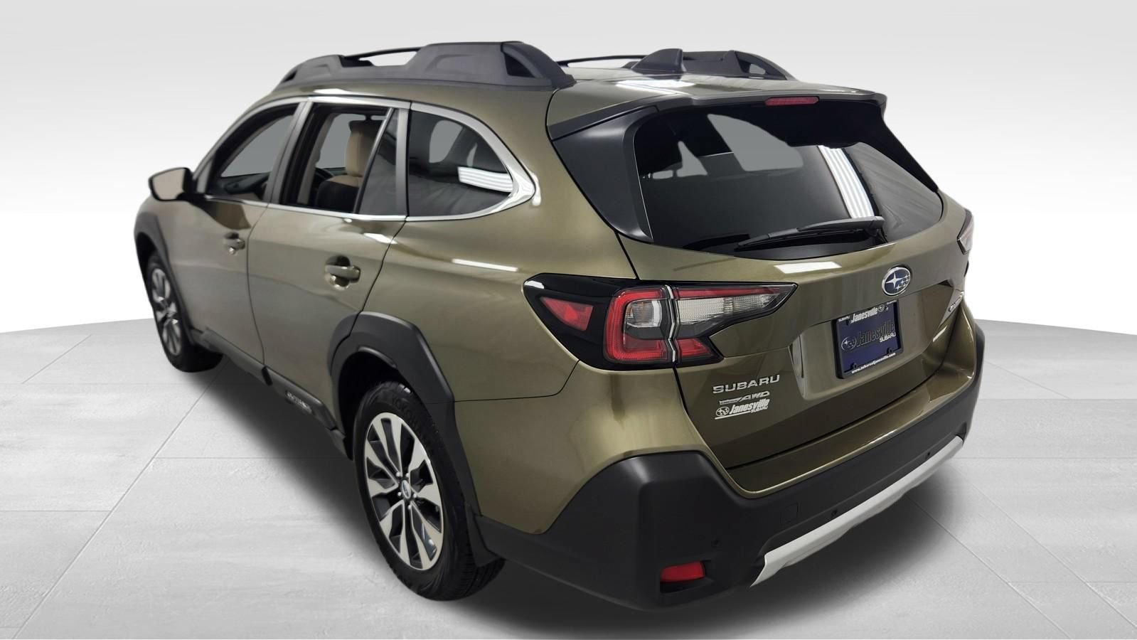 Certified 2024 Subaru Outback Limited AWD/4WD image 5