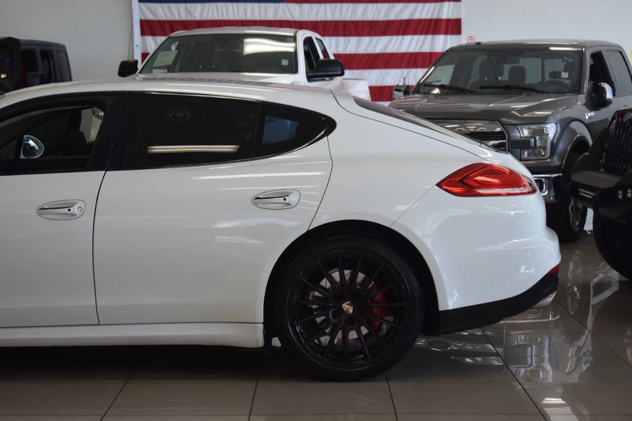 Used 2014 Porsche Panamera 4 image 17