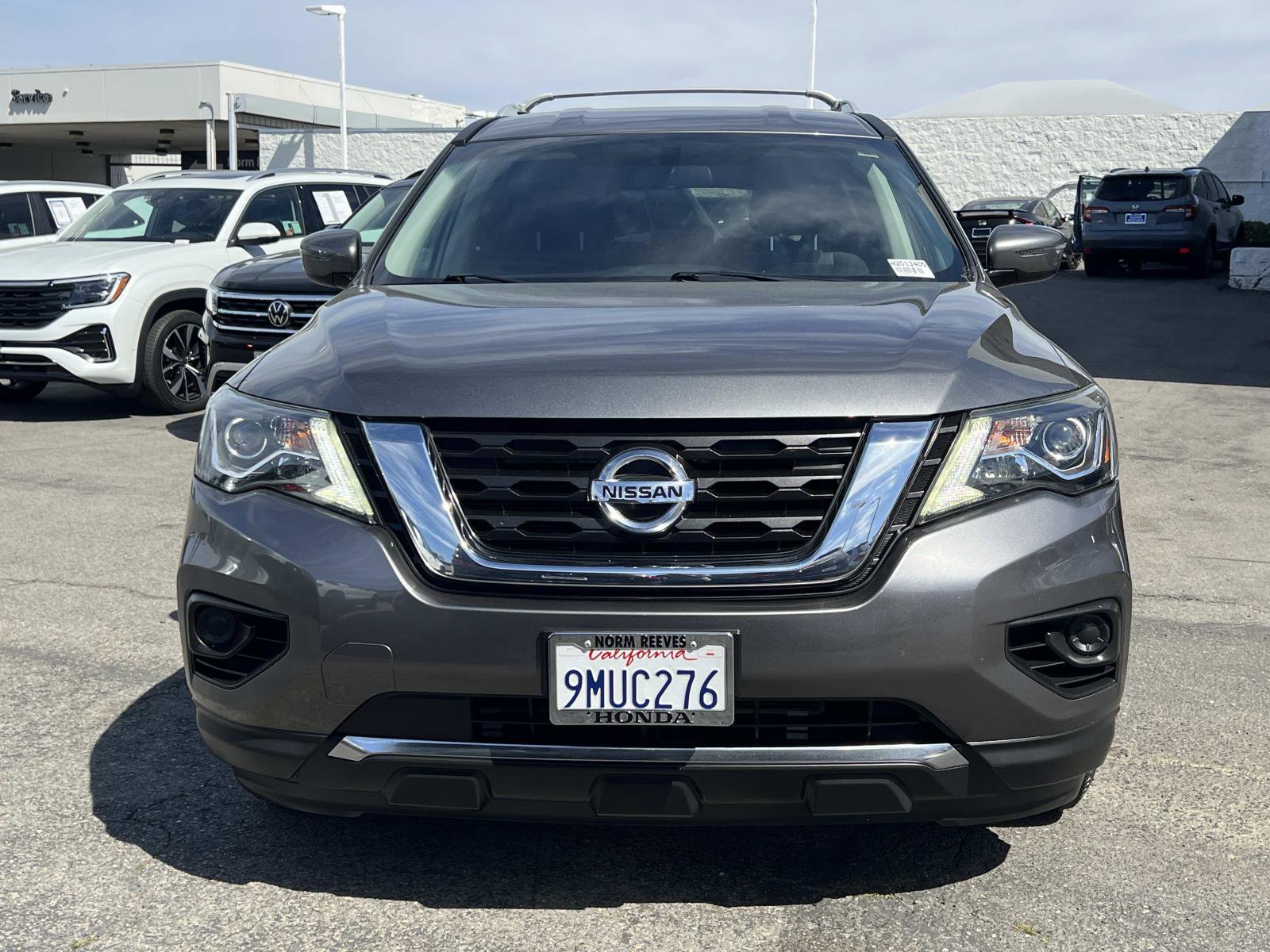 Used 2019 Nissan Pathfinder S image 4