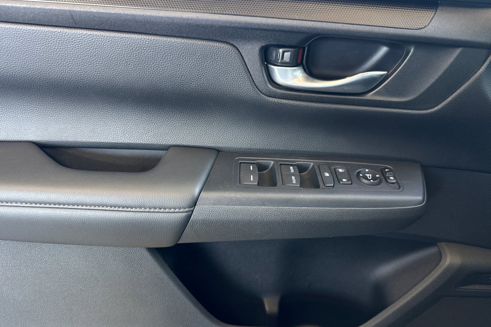 Certified 2023 Honda CR-V EX image 11