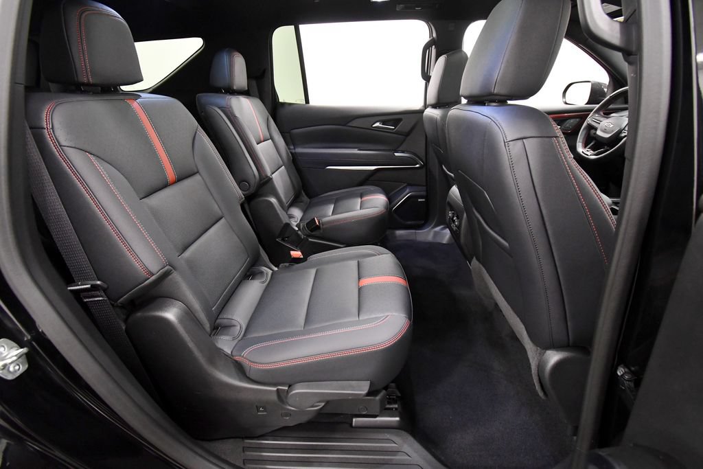 Used 2024 Chevrolet Traverse RS AWD/4WD image 18