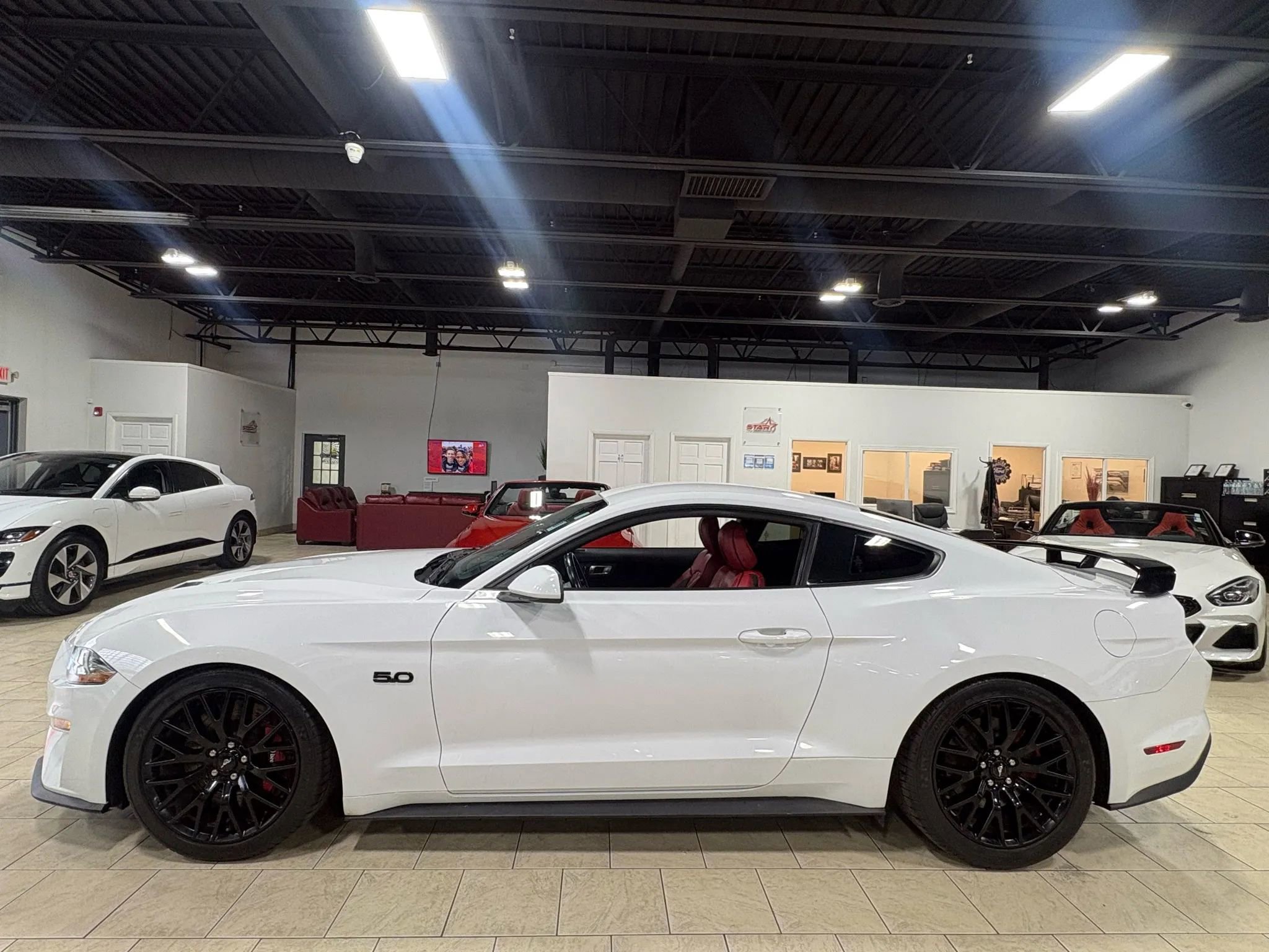 Used 2018 Ford Mustang GT w/ GT Performance Package image 25