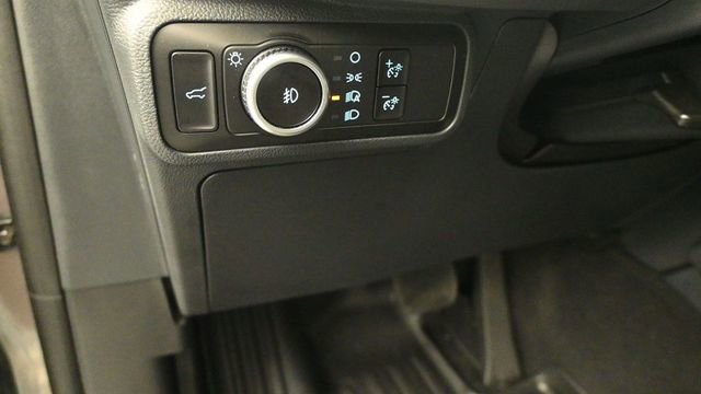Used 2025 Ford Explorer Active w/ Active Comfort Package AWD/4WD image 15