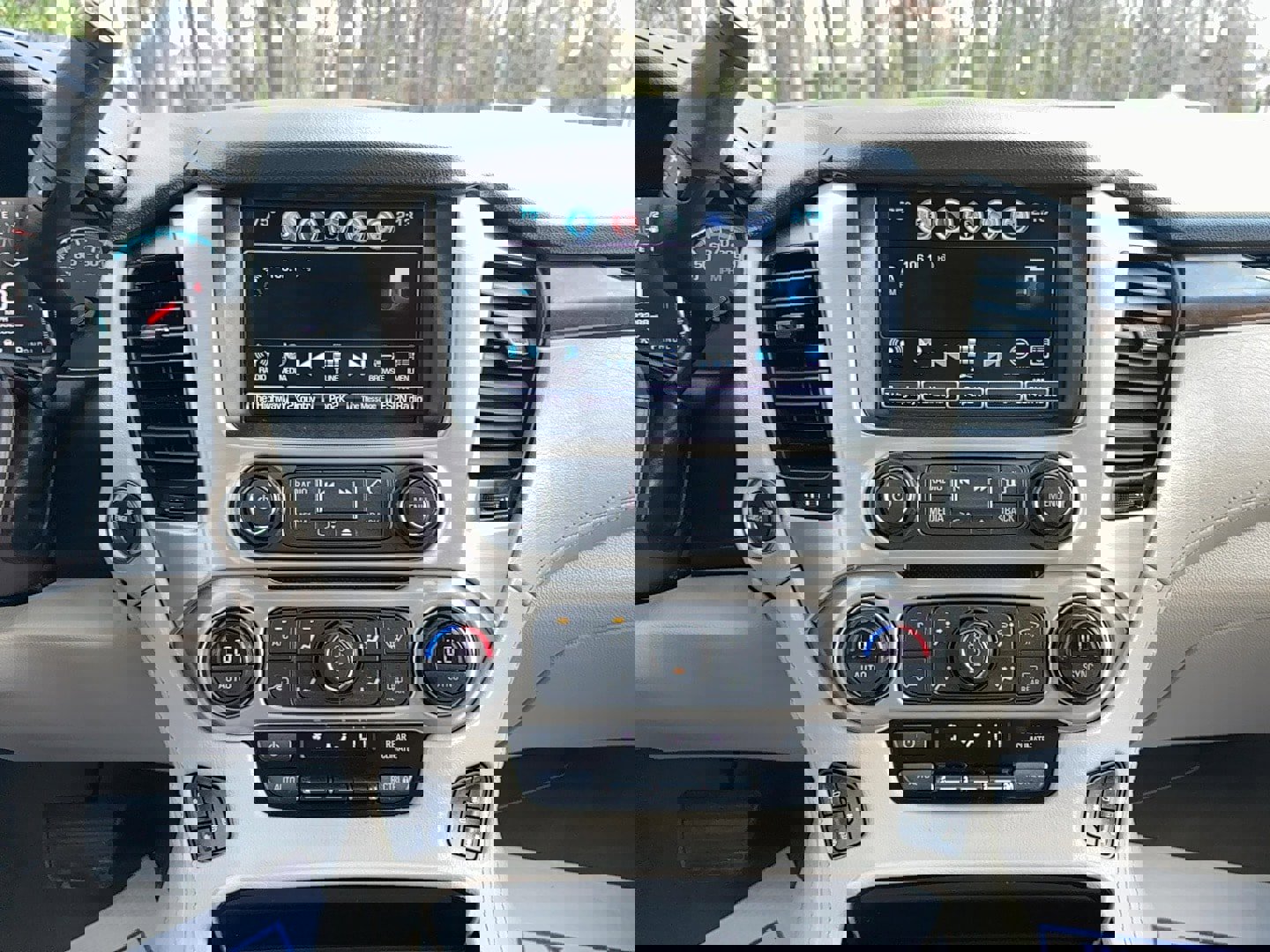 Used 2019 GMC Yukon XL Denali w/ Denali Ultimate Package image 19