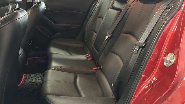 Used 2018 MAZDA MAZDA3 Grand Touring FWD image 22