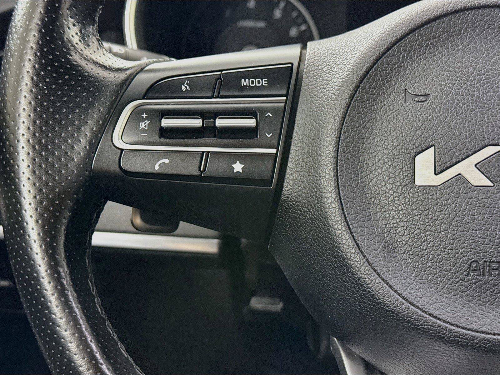 Used 2022 Kia Stinger GT1 AWD/4WD image 18