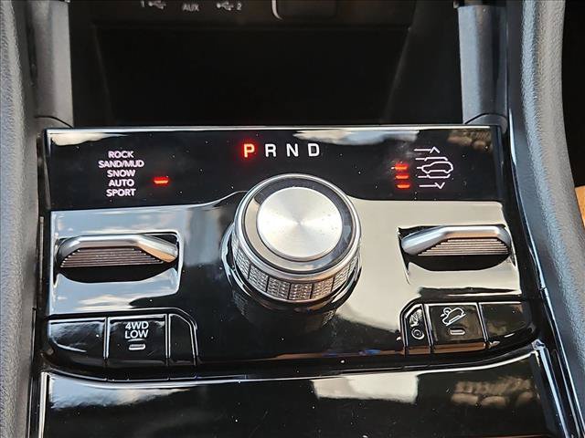 Used 2025 Jeep Grand Cherokee Summit AWD/4WD image 12