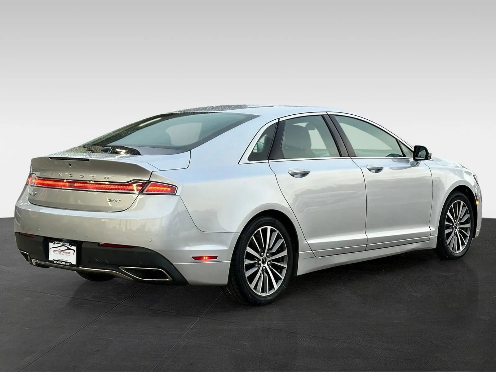 Used 2017 Lincoln MKZ Select w/ Select Plus Package image 7