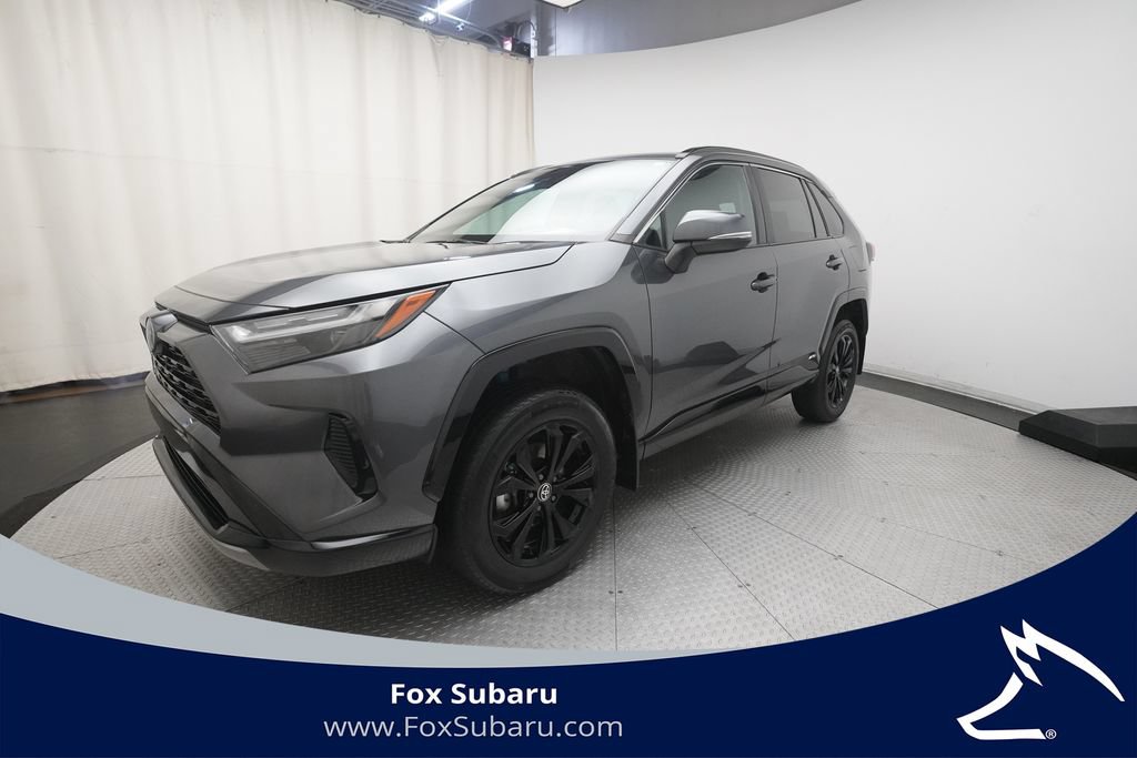Used 2023 Toyota RAV4 SE w/ SE Grade Weather Package AWD/4WD image 1