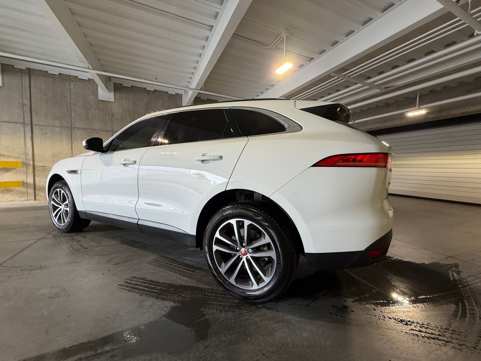 Used 2020 Jaguar F-PACE Premium AWD/4WD image 3