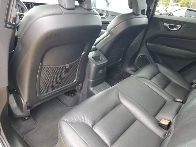 Used 2023 Volvo XC60 T8 Plus image 28