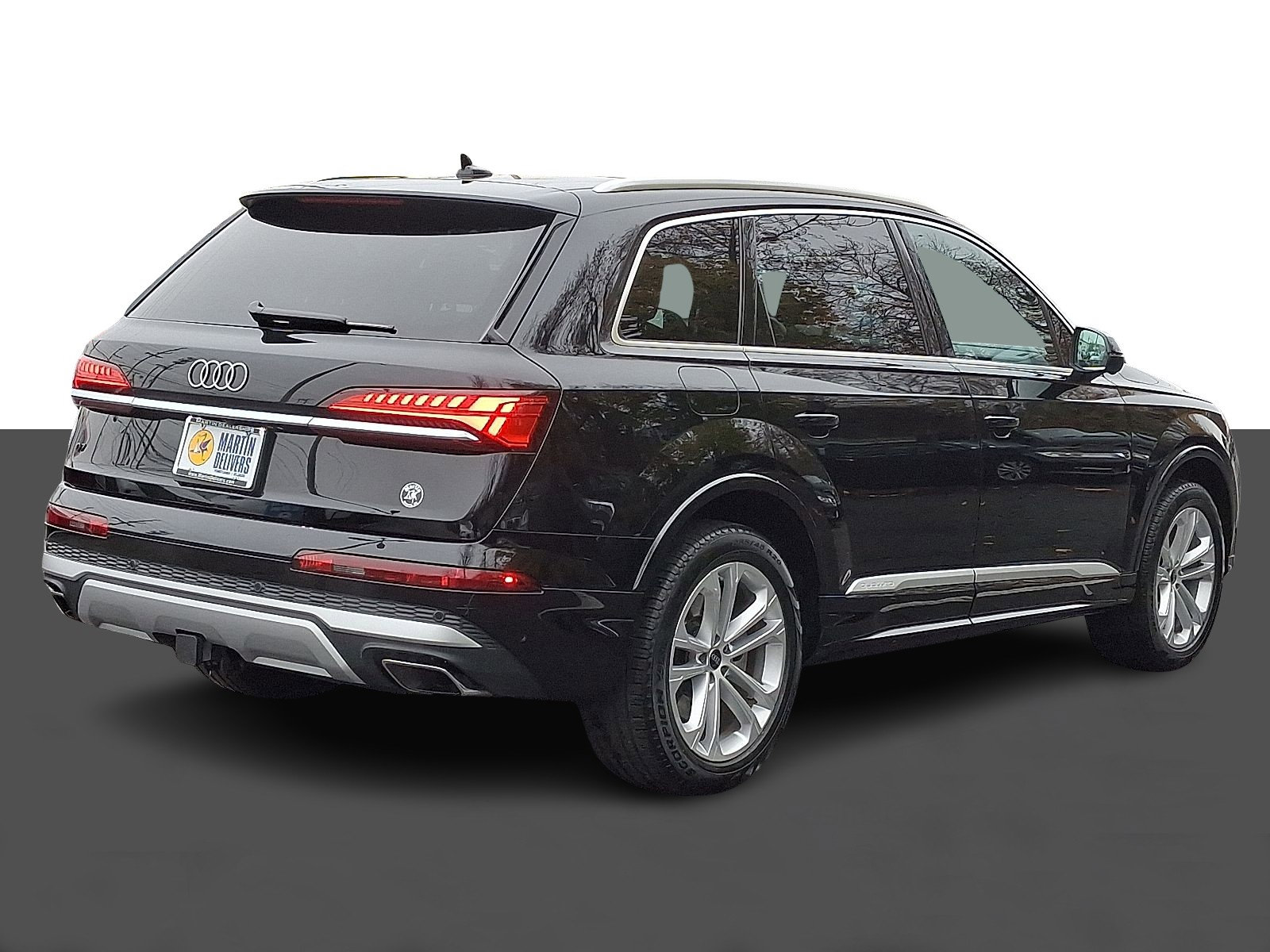 Used 2025 Audi Q7 2.0T Premium w/ Convenience Package image 6