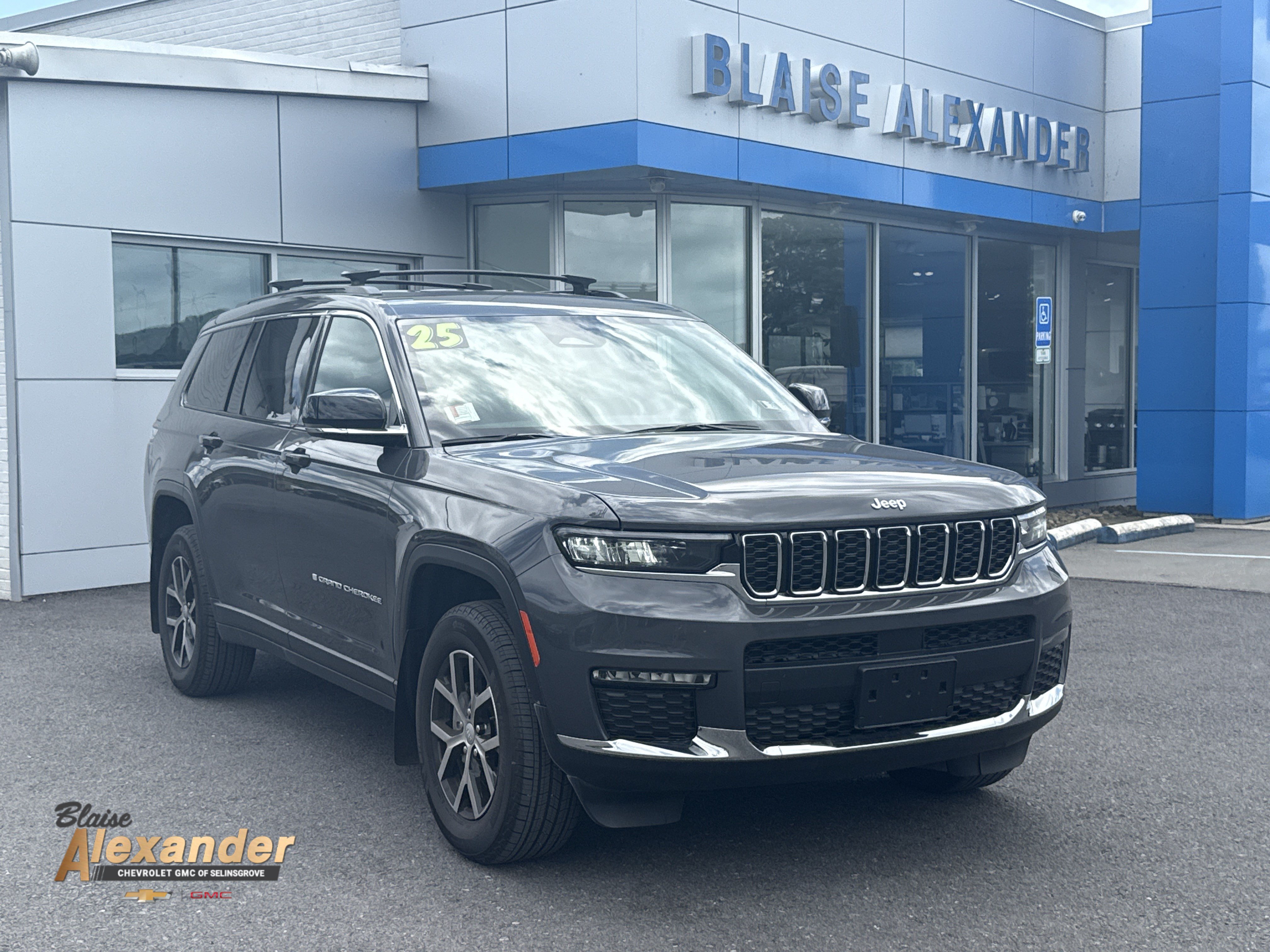 Used 2025 Jeep Grand Cherokee L Limited w/ Trailer Tow Package