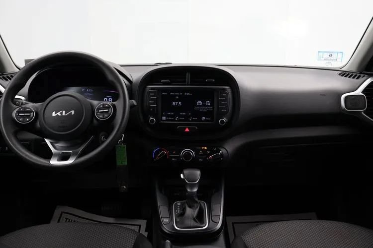 Used 2024 Kia Soul LX w/ Option Group 015 FWD image 19