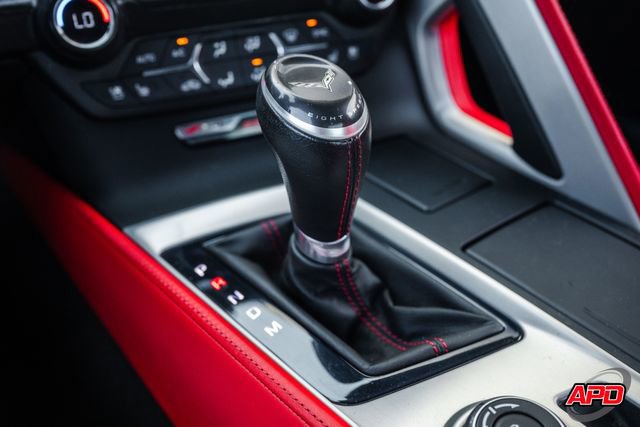 Used 2015 Chevrolet Corvette Z06 w/ 3LZ Preferred Equipment Group image 13