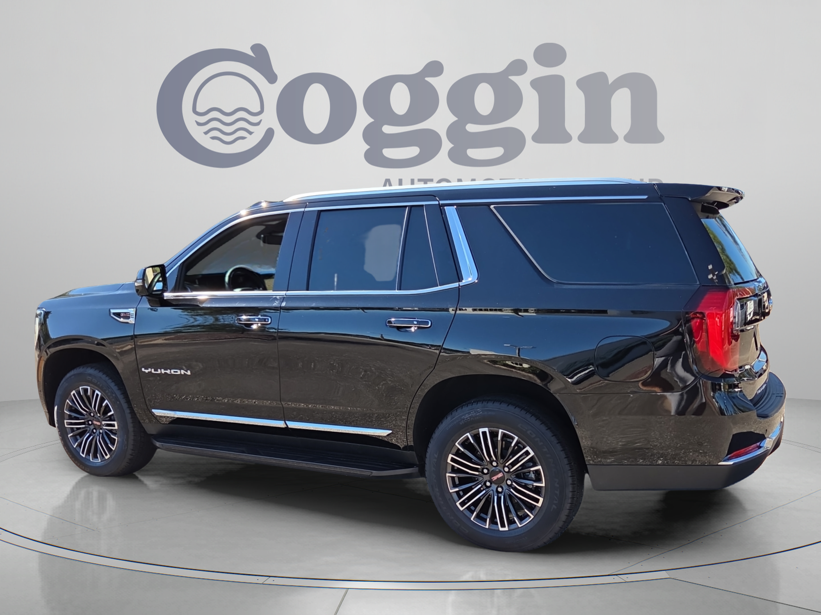 Certified 2025 GMC Yukon Elevation AWD/4WD image 3