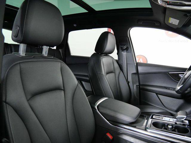 Used 2025 Audi Q7 2.0T Premium Plus AWD/4WD image 12