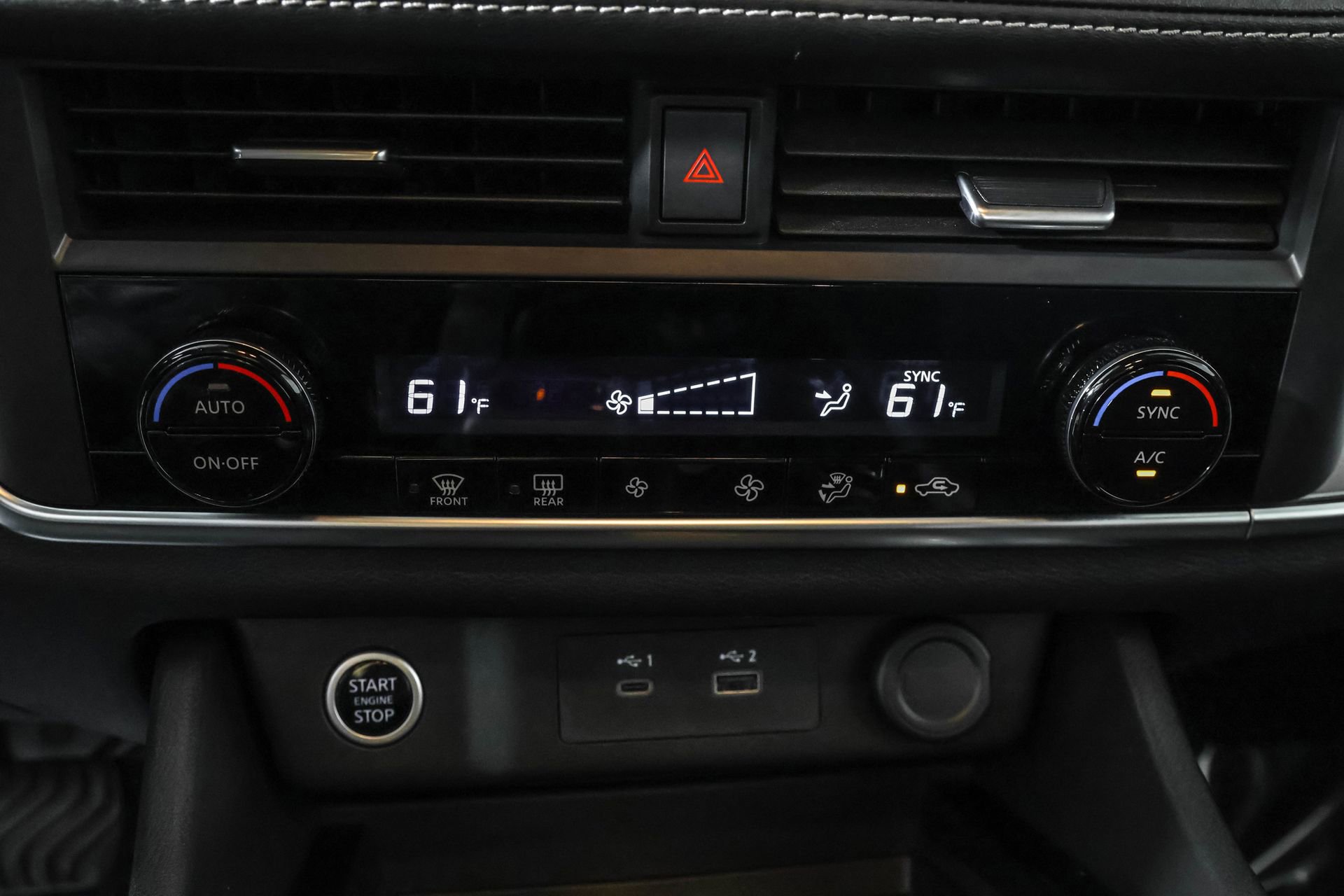 Used 2023 Nissan Rogue SV image 39