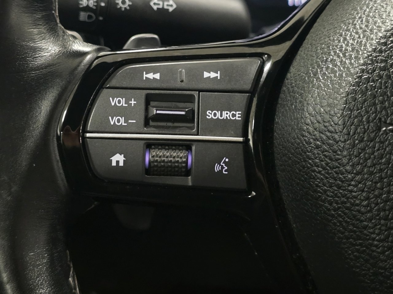 Used 2023 Honda Civic Sport image 32