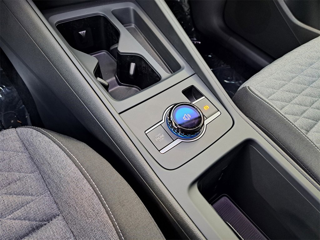 New 2026 Volkswagen Tiguan S w/ 18" Wheel Package image 9