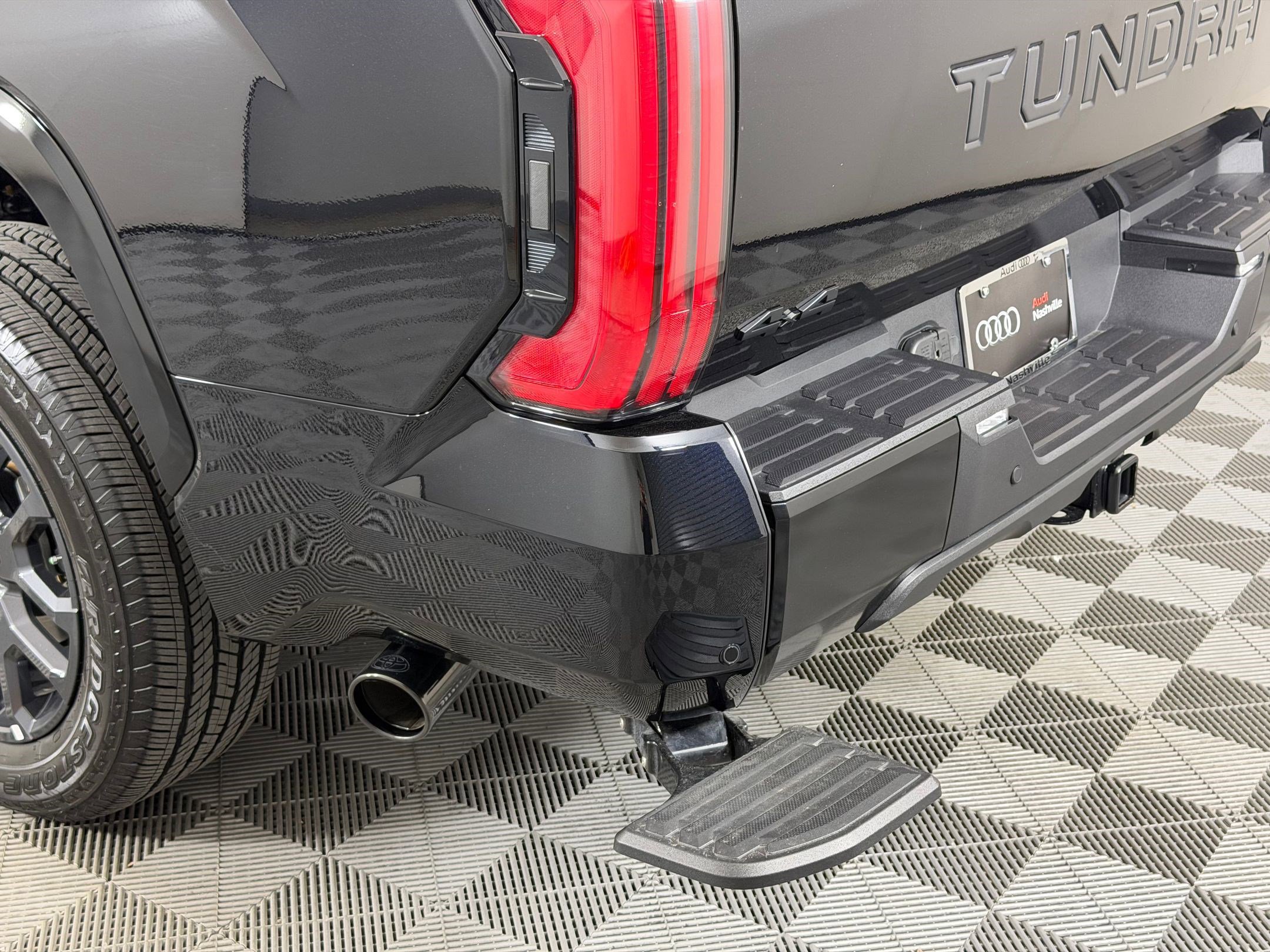 Used 2026 Toyota Tundra Platinum AWD/4WD image 38