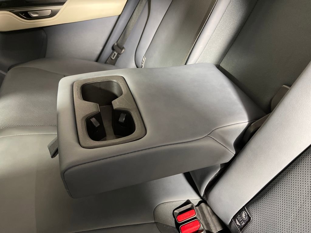 Used 2023 Lexus RZ 450e Premium image 30