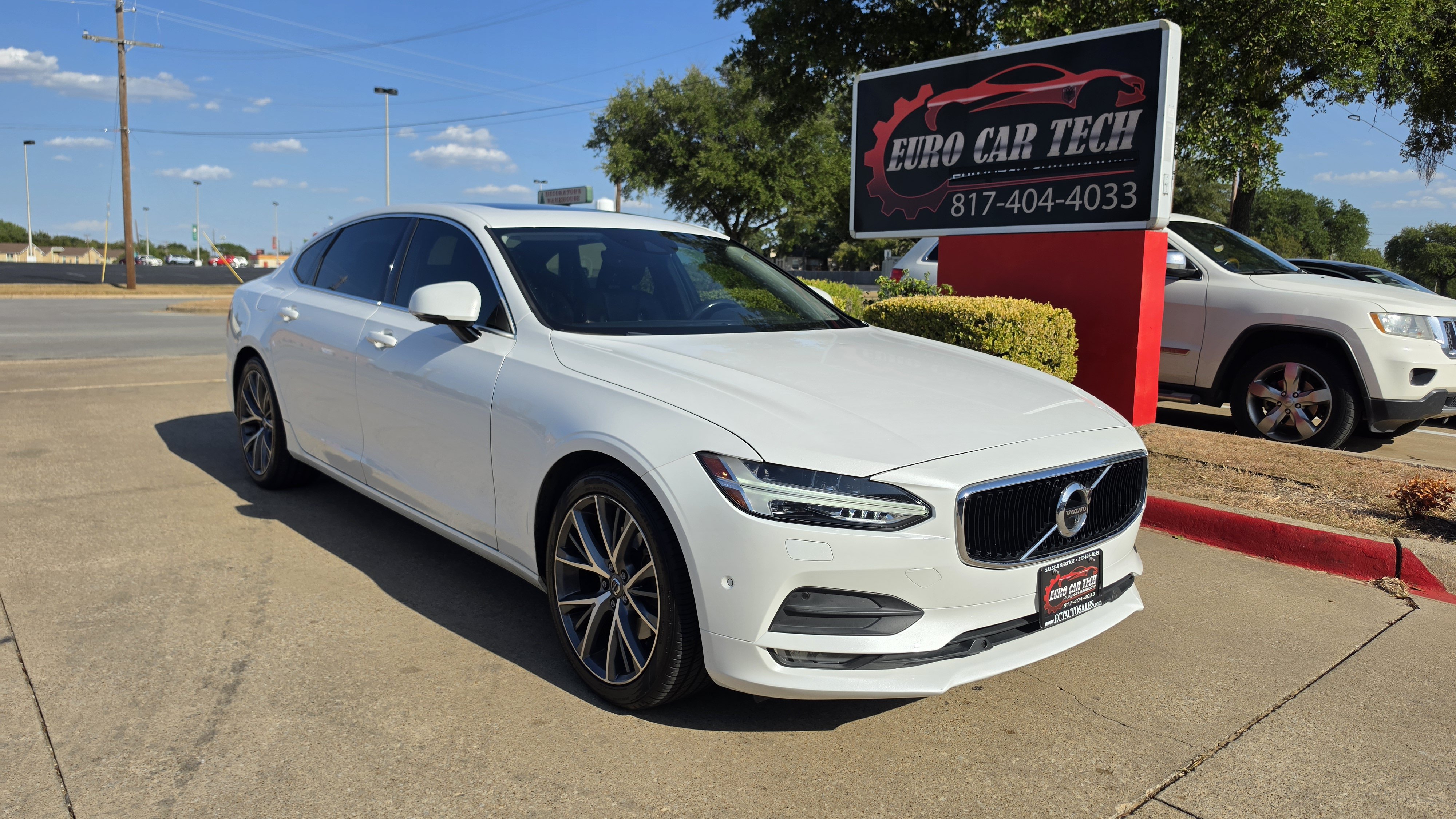 Used 2018 Volvo S90 T5 Momentum FWD image 6