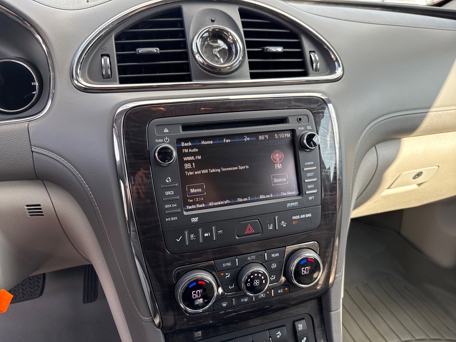 Used 2015 Buick Enclave Premium w/ Experience Buick Package image 17