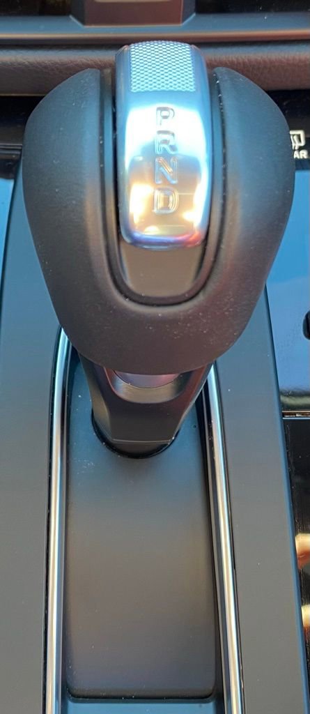 Used 2025 Porsche Macan S image 18