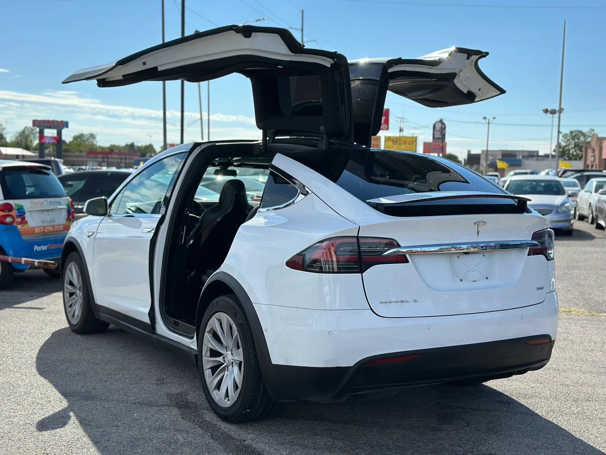 Used 2016 Tesla Model X 75D AWD/4WD image 14