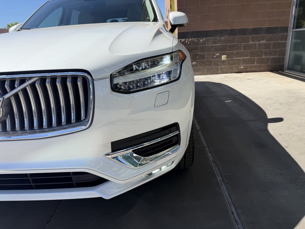 Used 2024 Volvo XC90 B6 Plus w/ Protection Package AWD/4WD image 11