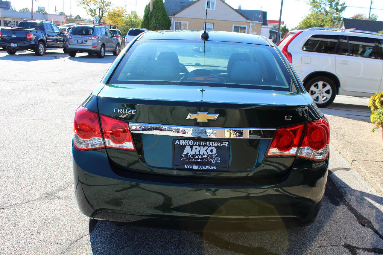 Used 2015 Chevrolet Cruze LT image 8