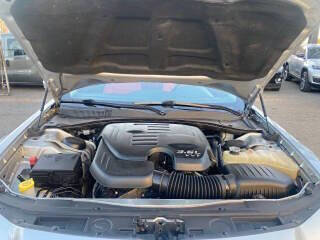 Used 2019 Chrysler 300 Touring w/ Driver Convenience Group image 18