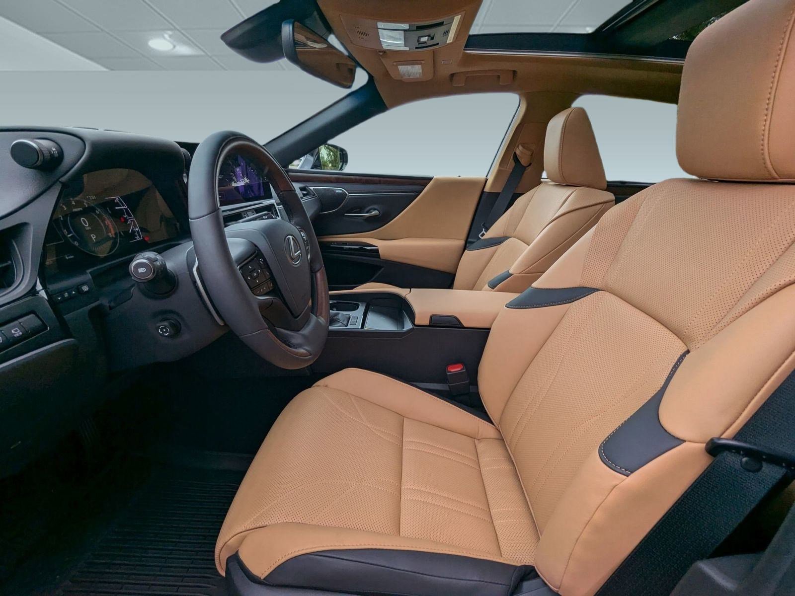 New 2025 Lexus ES 350 Ultra Luxury image 5