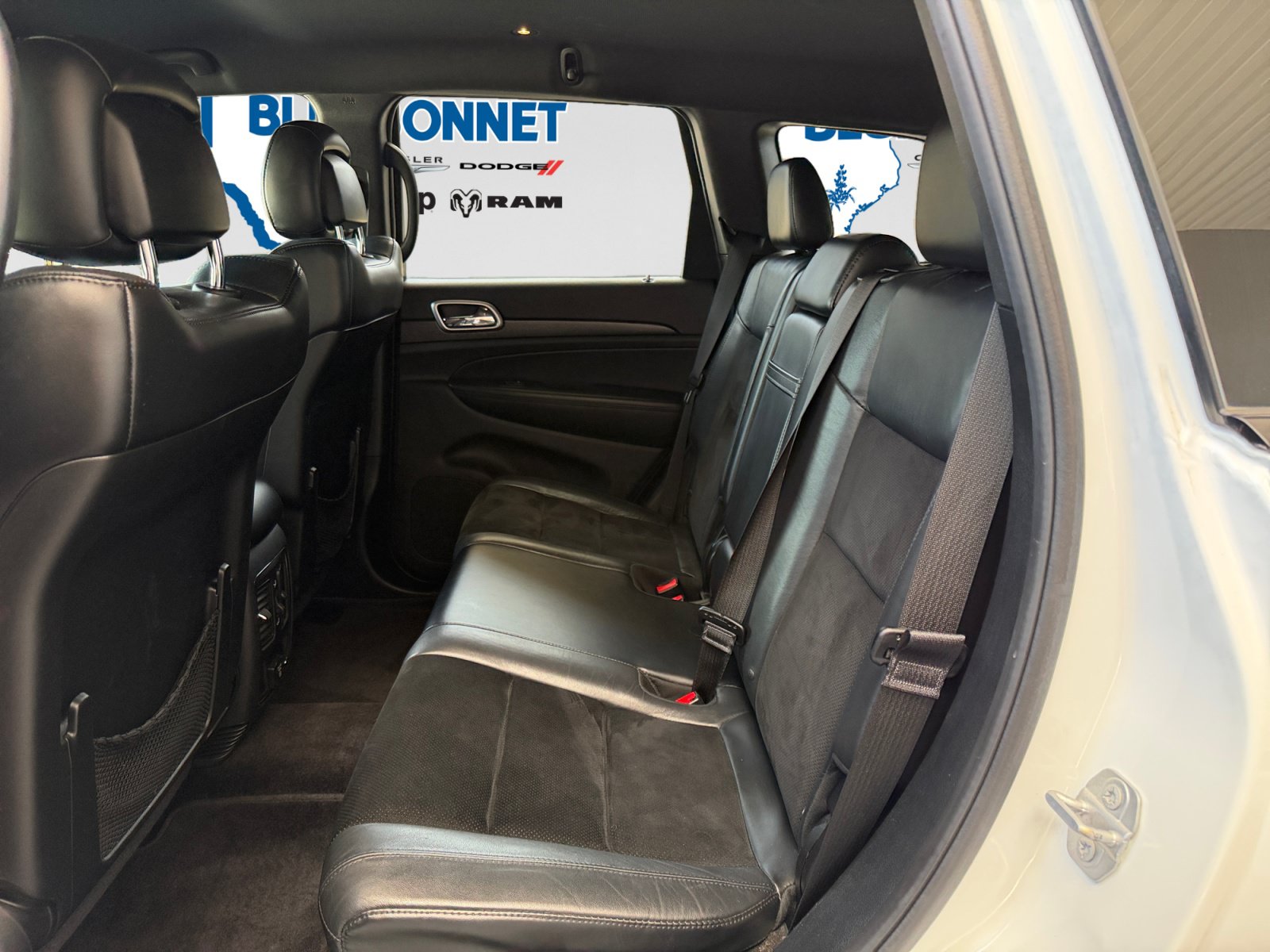 Certified 2017 Jeep Grand Cherokee Altitude RWD image 21