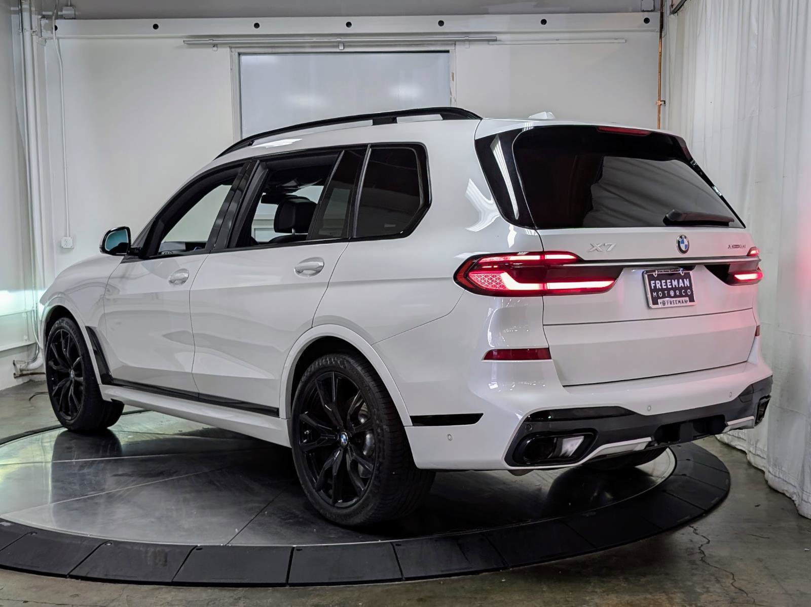 Used 2023 BMW X7 xDrive40i w/ M Sport Package image 6
